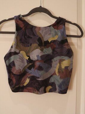 Athleta Conscious Crop Sports Bra Size M